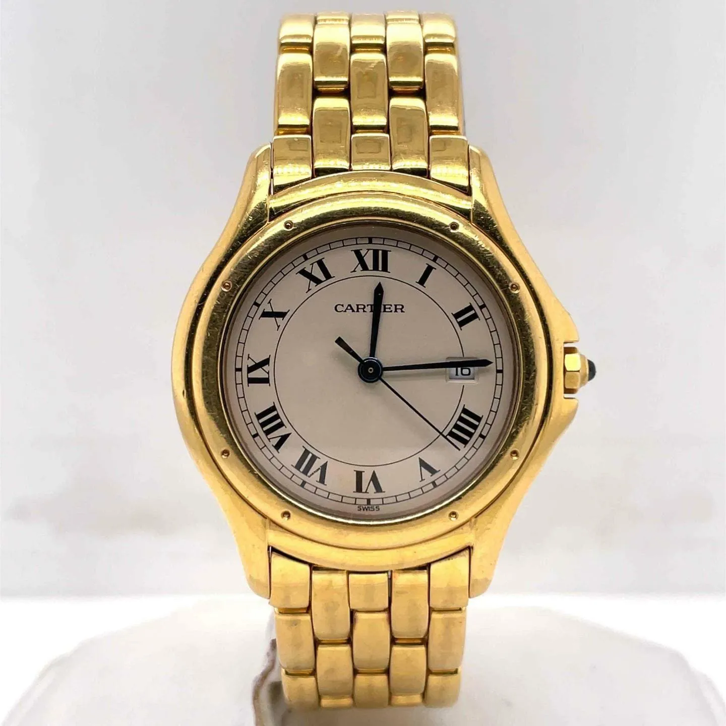 Cartier Cougar 887904 33mm Yellow gold White