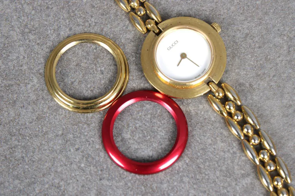 Gucci 11/12.2 25mm Gold-plated White 4