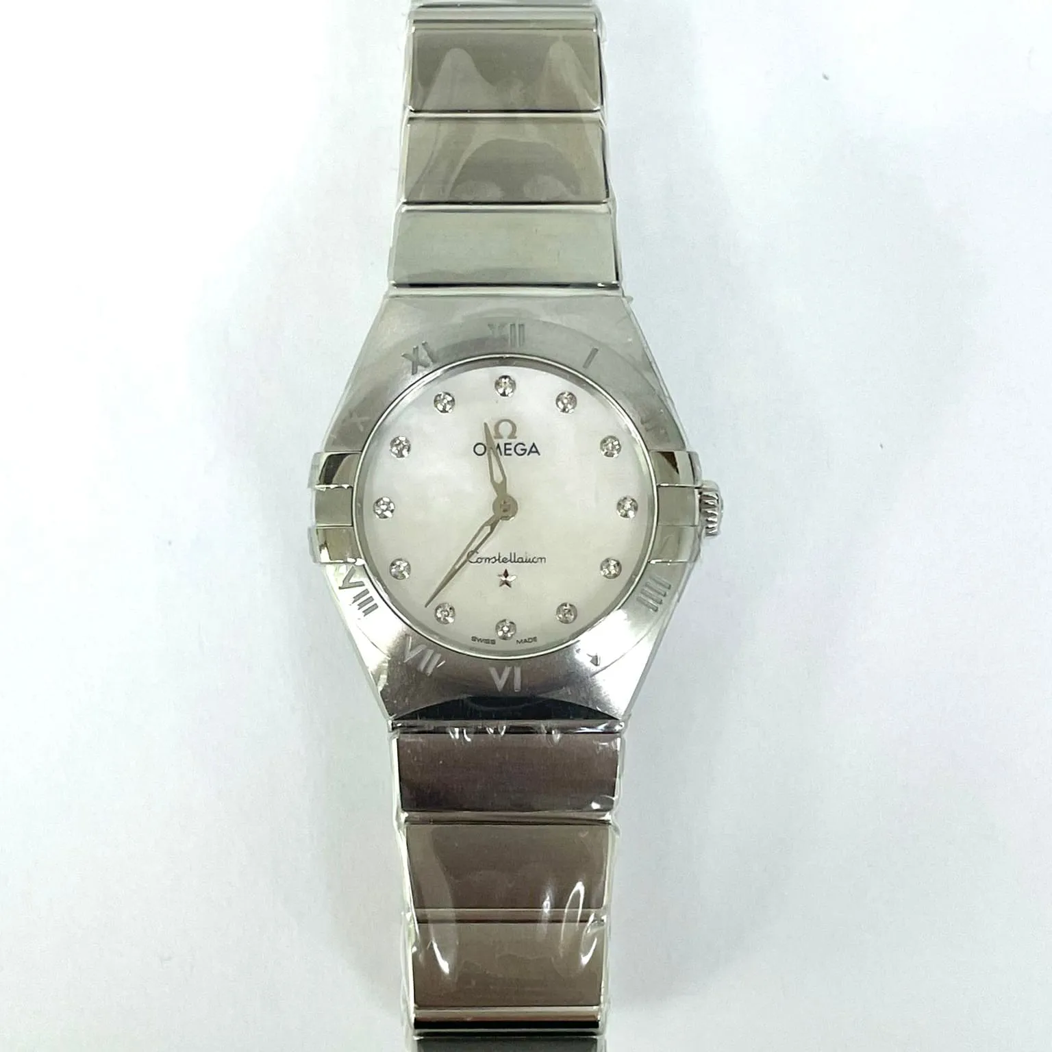 Omega Constellation Quartz 131.10.28.60.55.001 28mm Stainless steel White