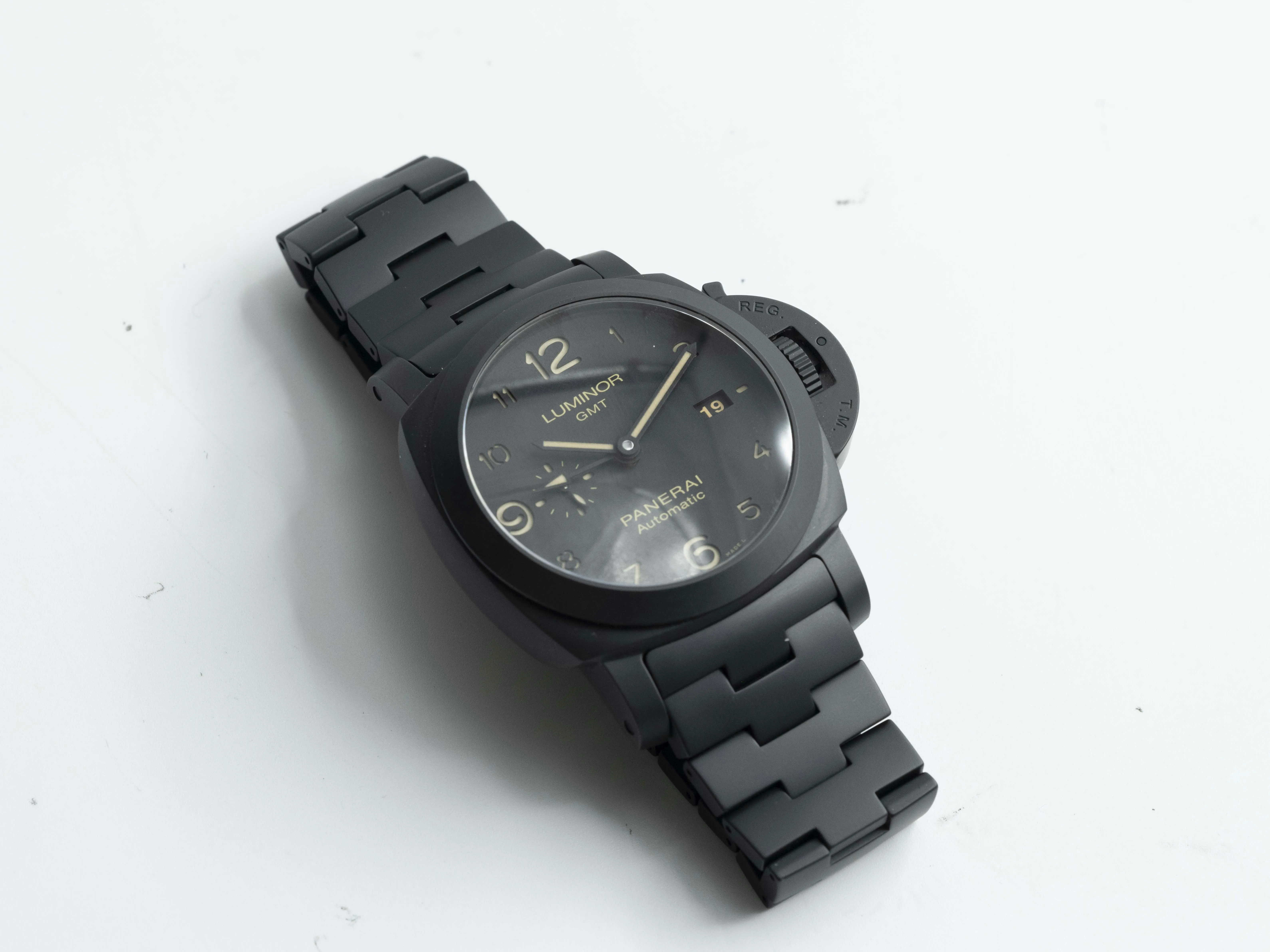 Panerai Luminor 1950 3 Days GMT Automa PAM 01438 44mm Ceramic Black 1