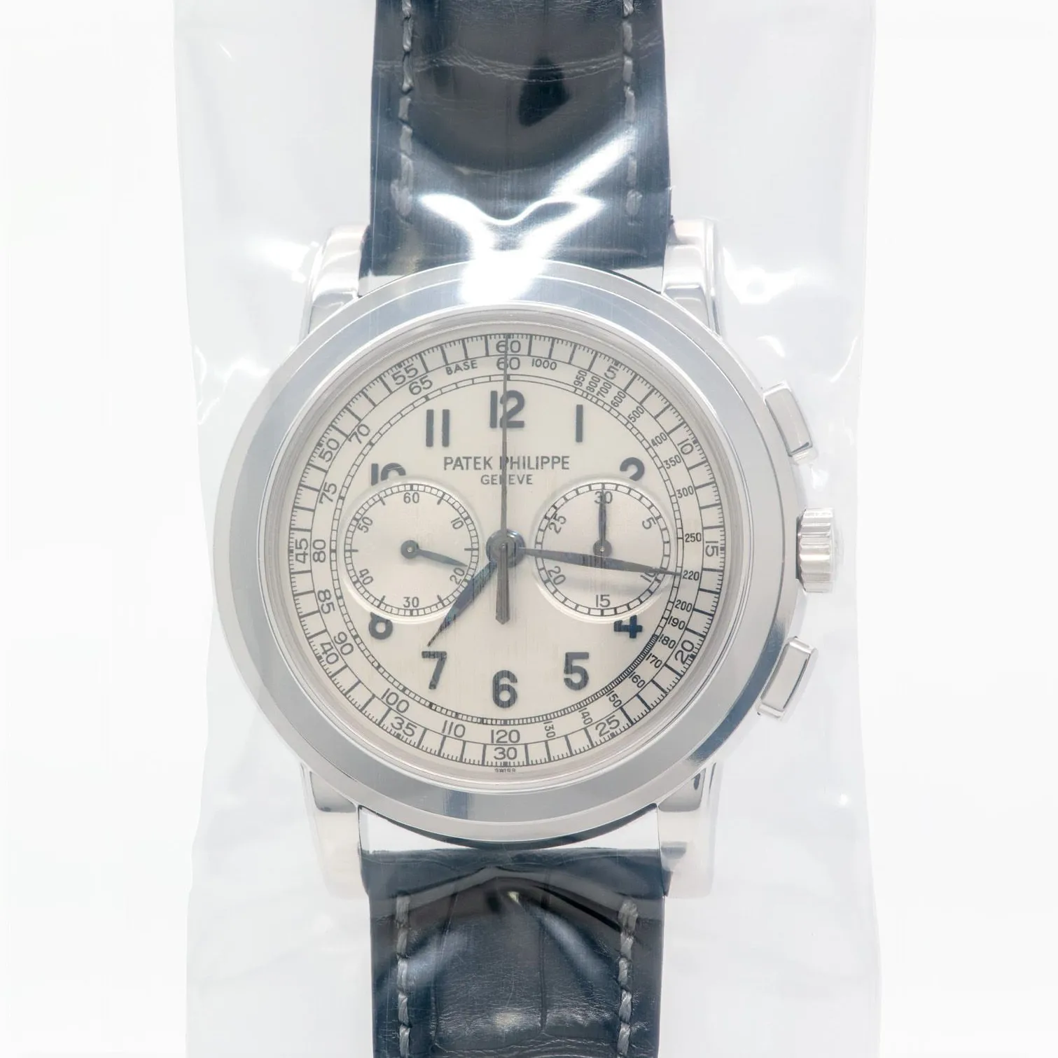 Patek Philippe Chronograph 5070G-001 42mm White gold Silver