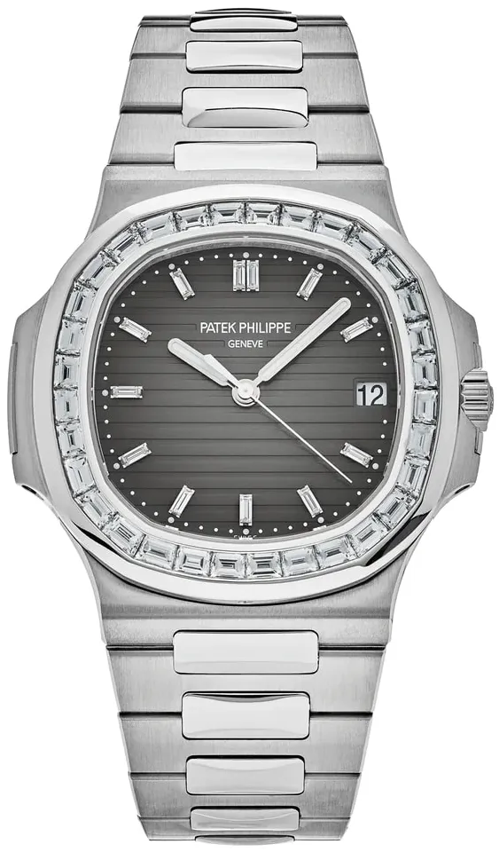 Patek Philippe Nautilus 5711/110P-001 40mm Platinum Gray