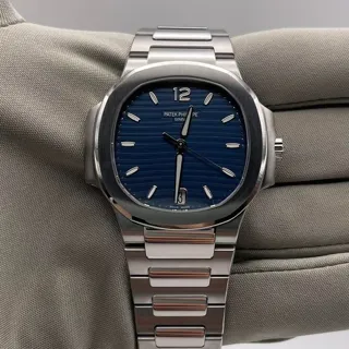 Patek Philippe Nautilus 7118/1A-001 Stainless steel Blue