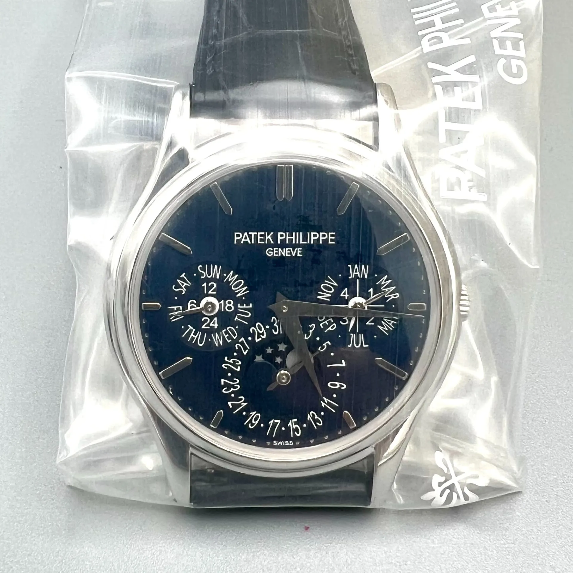 Patek Philippe Perpetual Calendar 5140P-001 37mm Platinum Blue