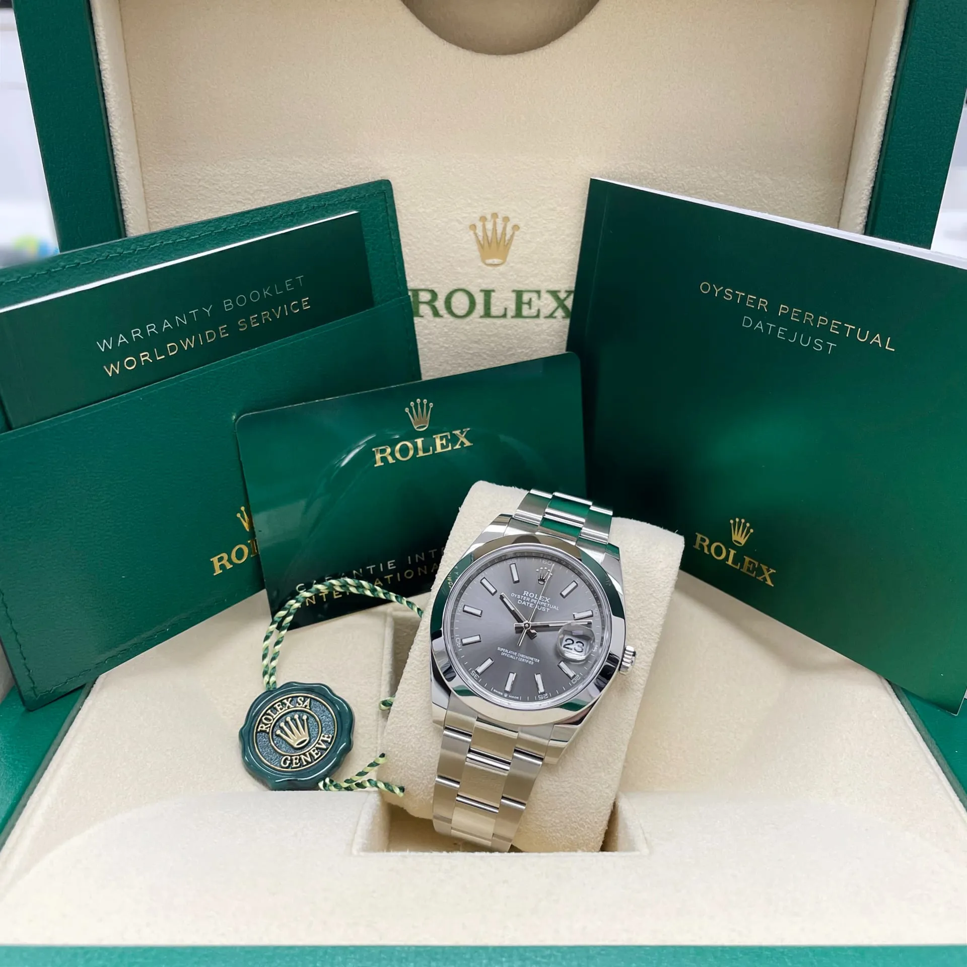 Rolex Datejust 41 126300-0007 41mm Oystersteel Gray 5