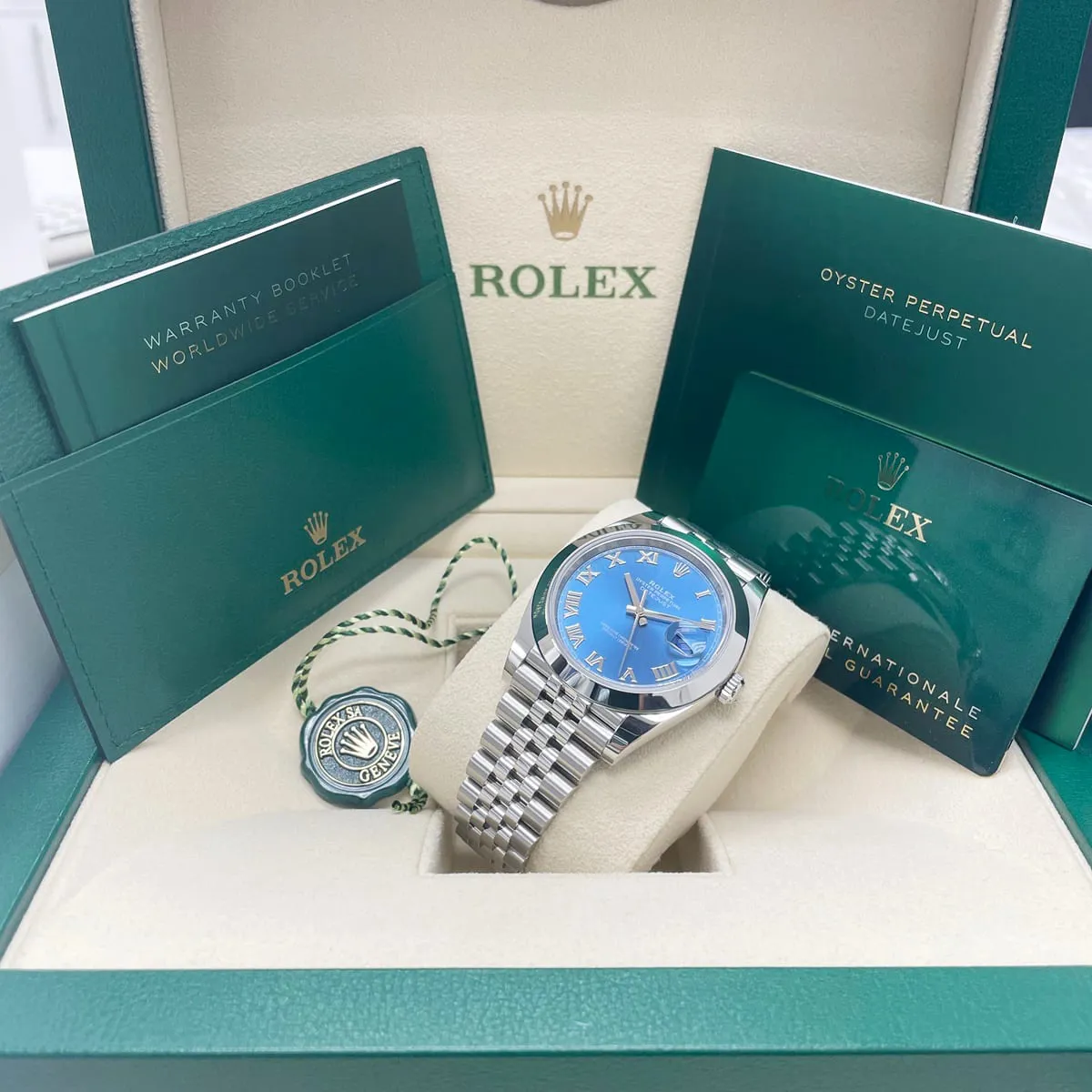 Rolex Datejust 41 126300-0018 41mm Oystersteel Blue 3