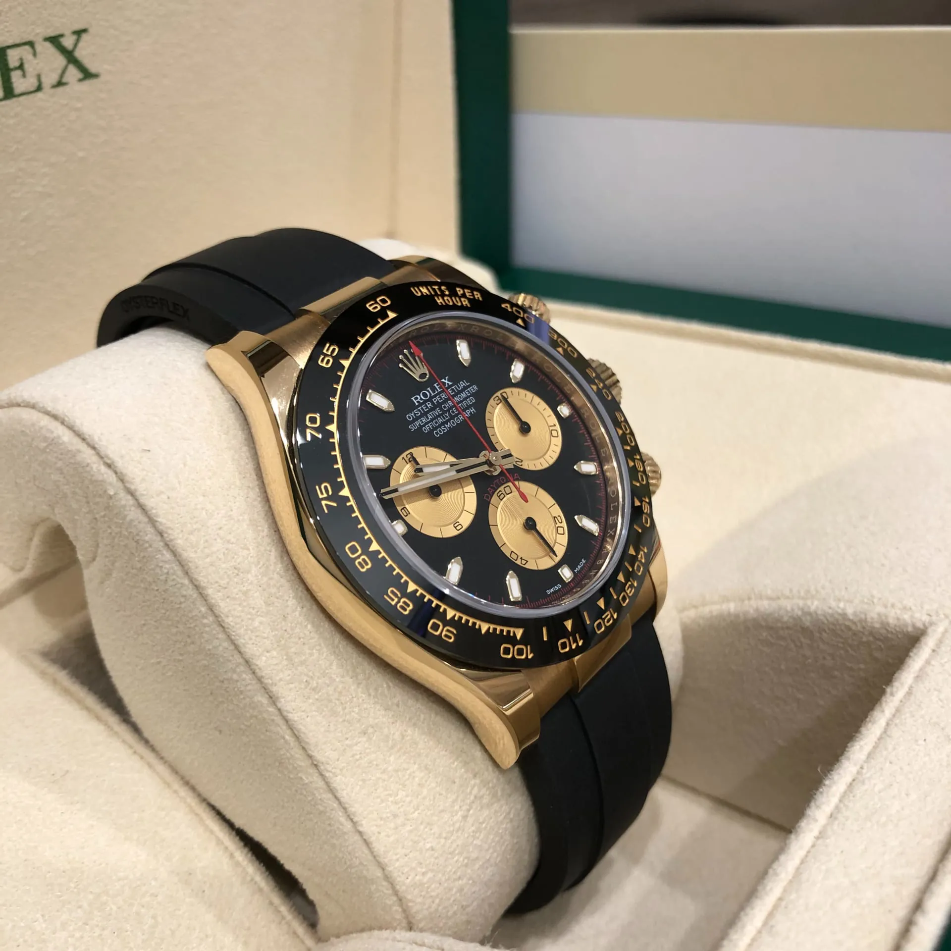 Rolex Daytona 116518LN-0047 40mm Yellow gold Black 1