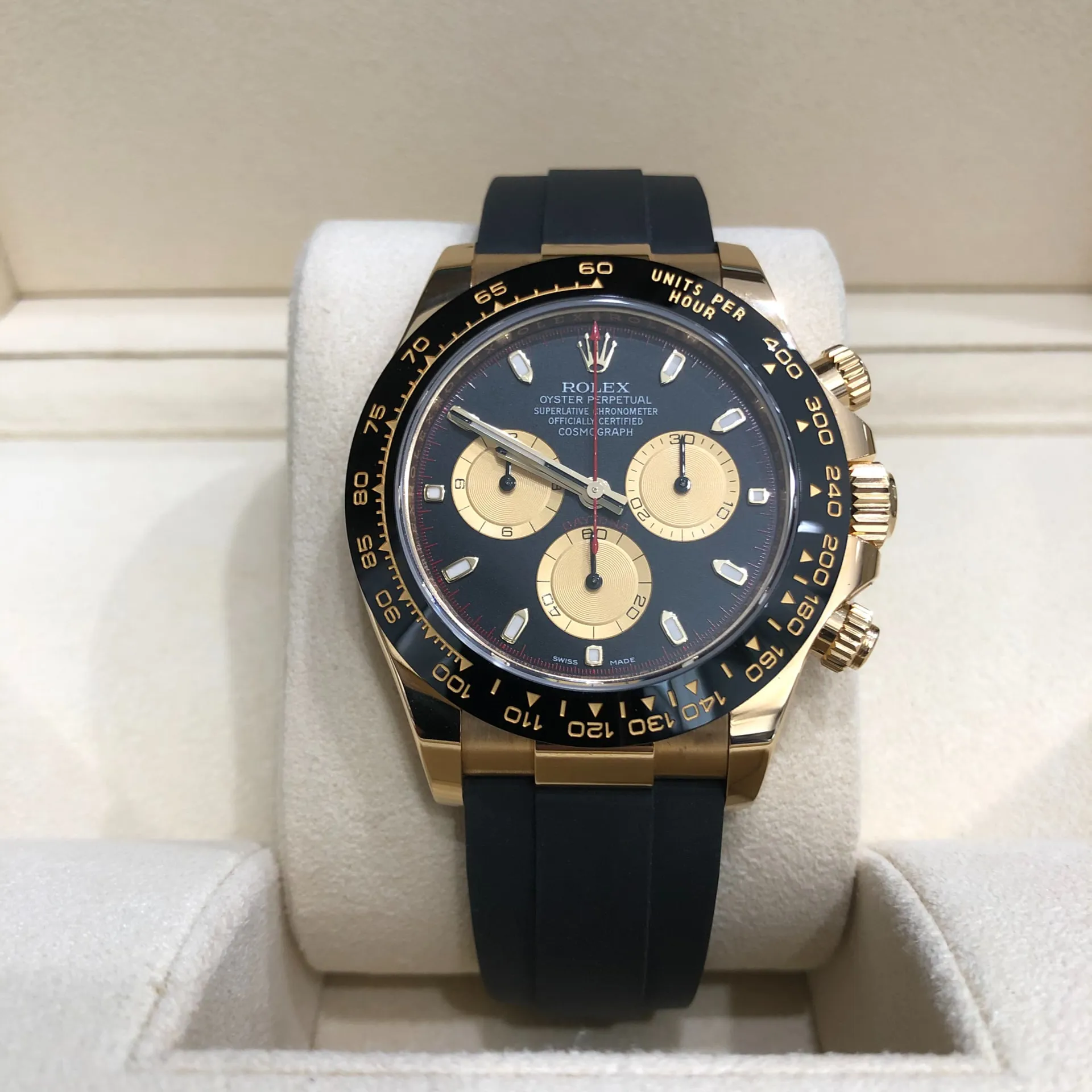 Rolex Daytona 116518LN-0047 40mm Yellow gold Black