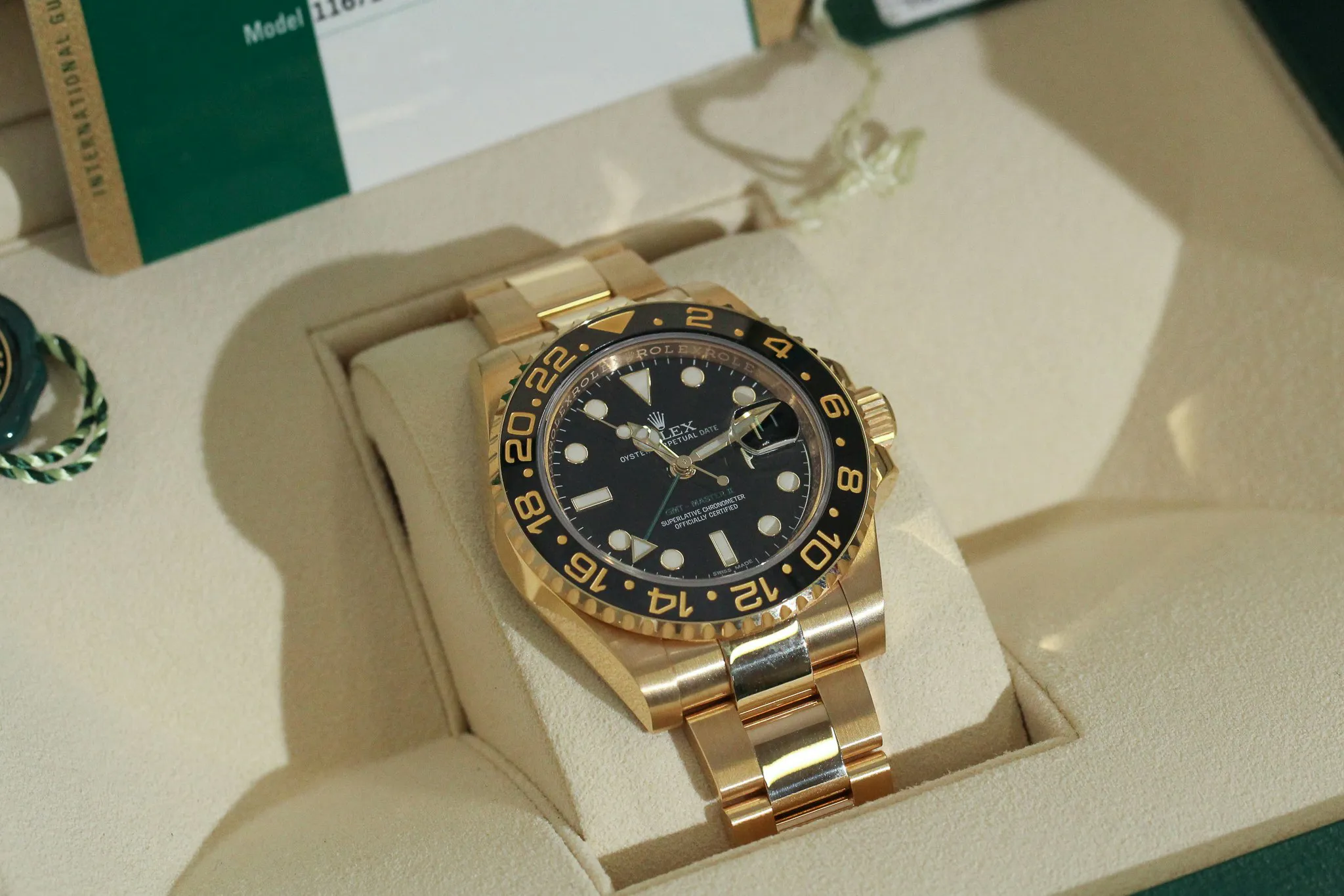 Rolex GMT-Master II 116718LN 40mm Yellow gold Black 13