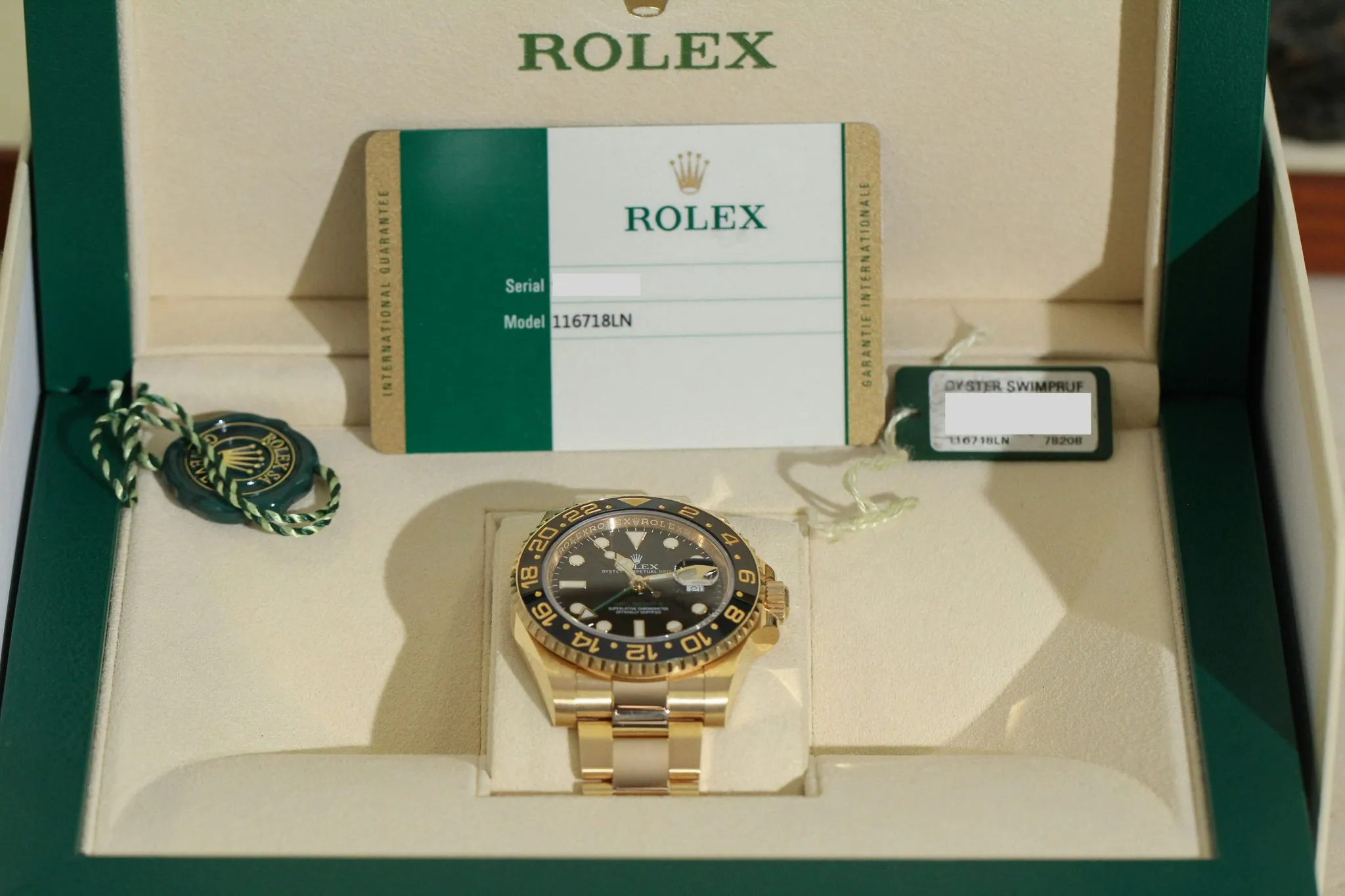 Rolex GMT-Master II 116718LN 40mm Yellow gold Black 15