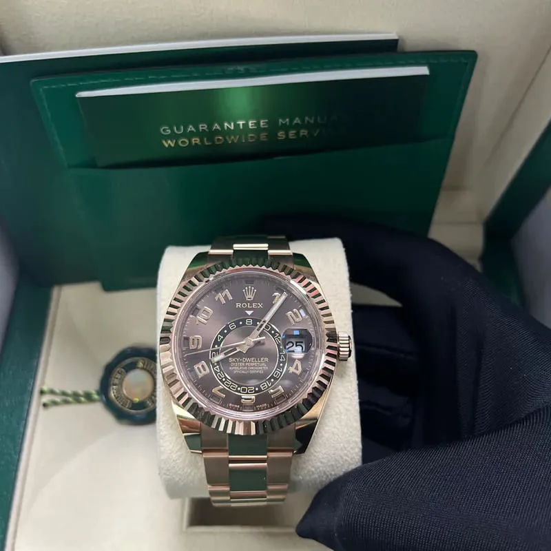 Rolex Sky-Dweller 326935-0003 42mm Rose gold Brown