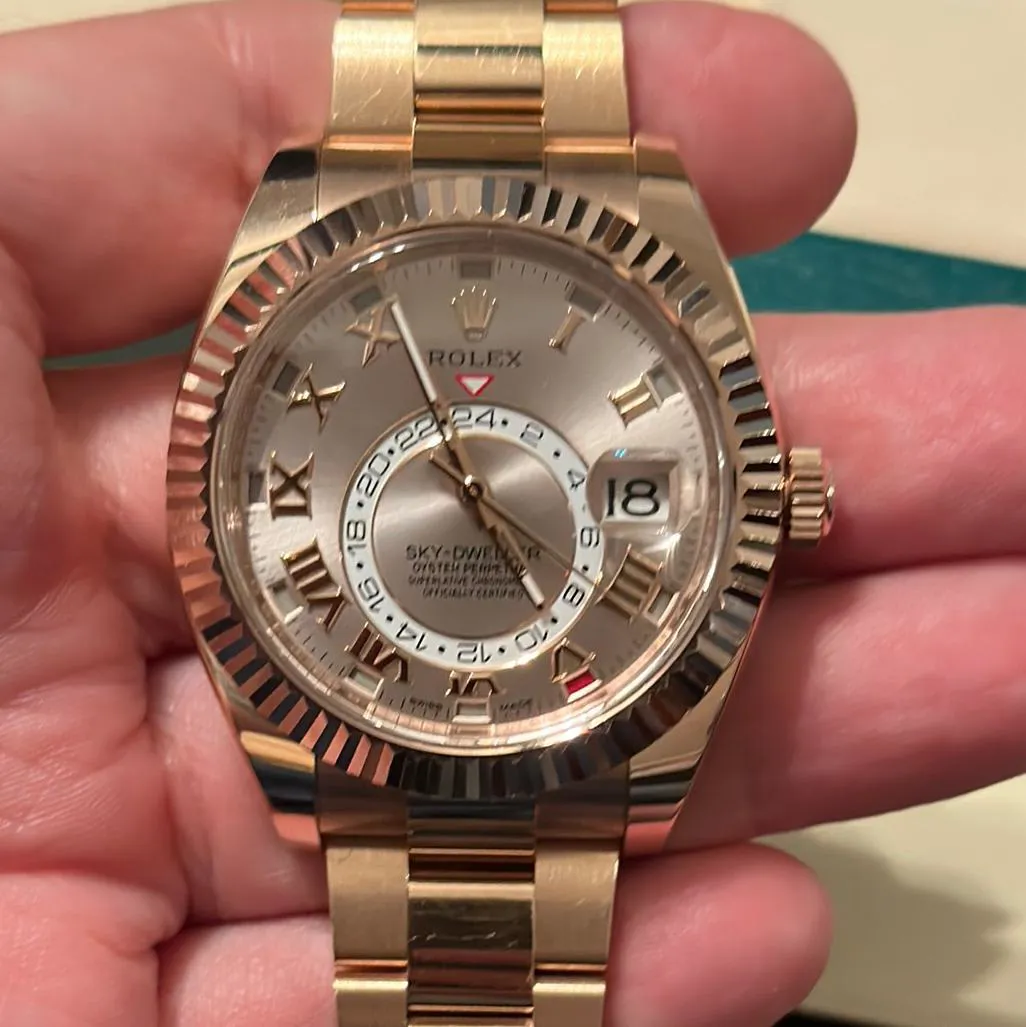 Rolex Sky-Dweller 326935-0004 42mm Rose gold Pink