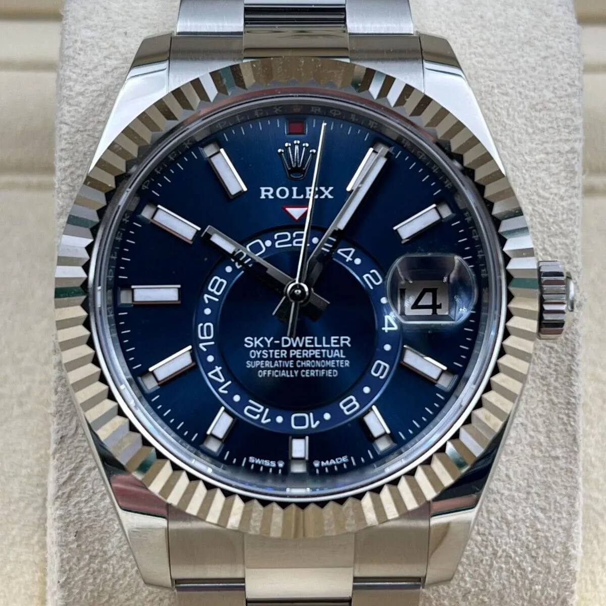 Rolex Sky-Dweller 336934-0005 42mm White gold and Oystersteel Blue