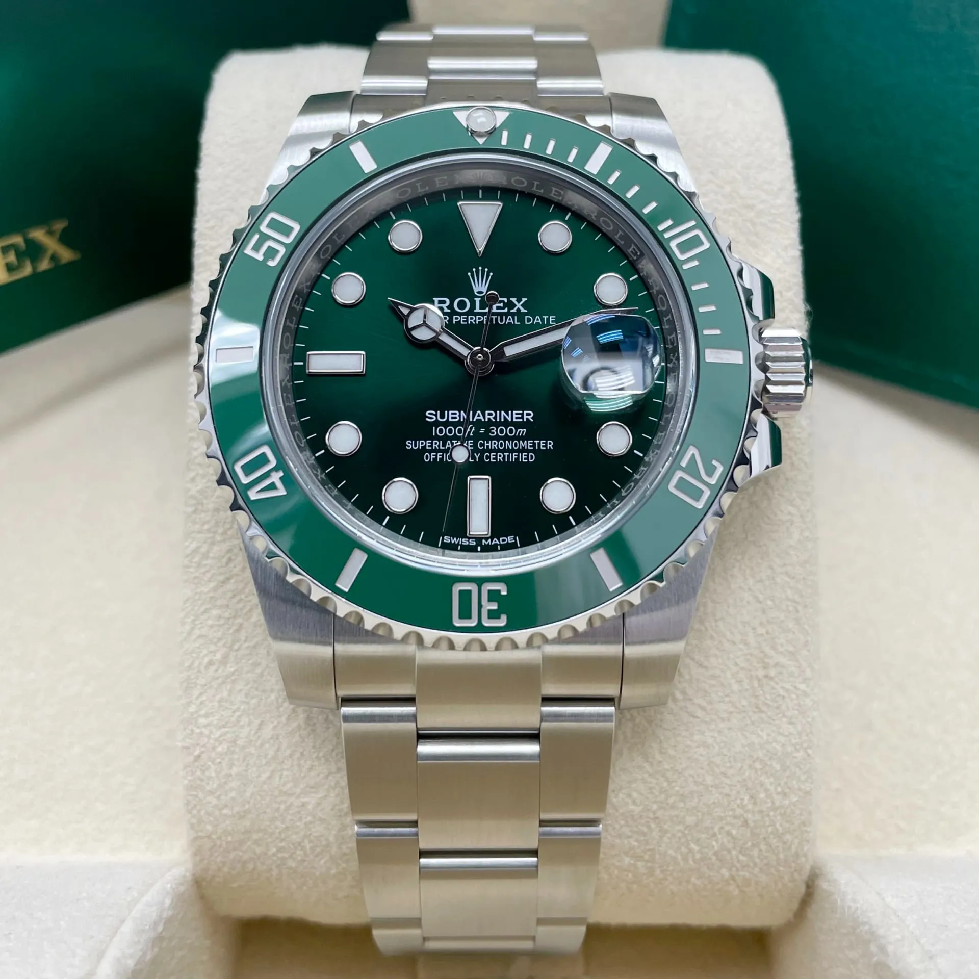 Rolex Submariner 116610LV 40mm Steel Green