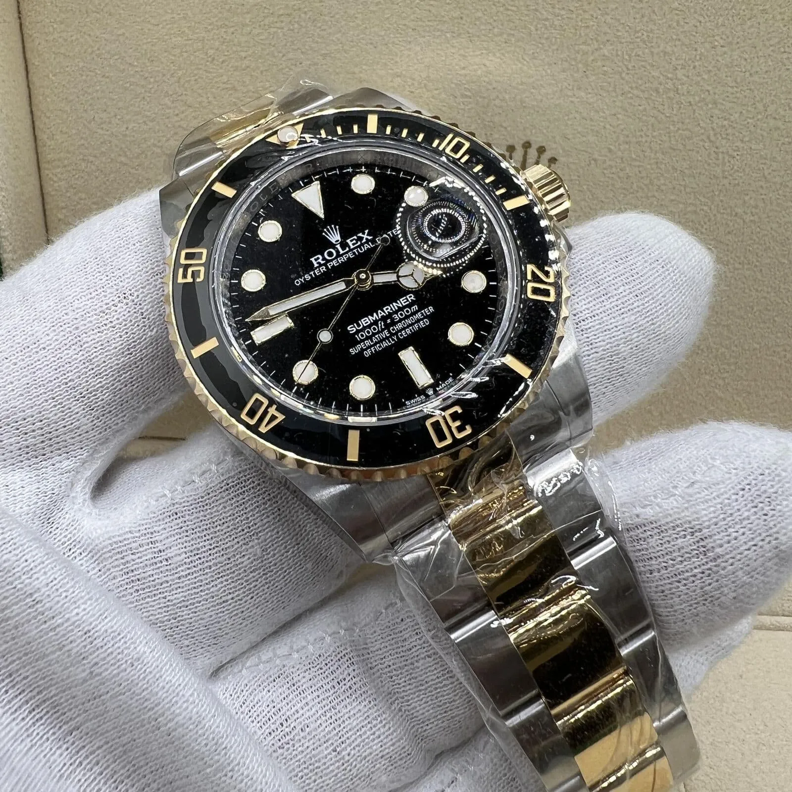 Rolex Submariner 126613LN-0002 41mm Yellow gold and Oystersteel Black