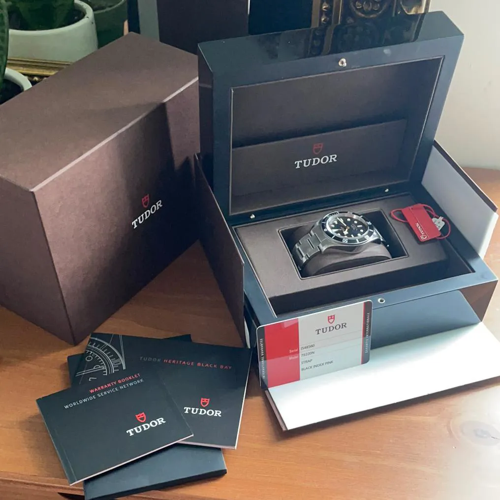 Tudor Heritage Black Bay M79220N-0001 41mm Stainless steel Black 4