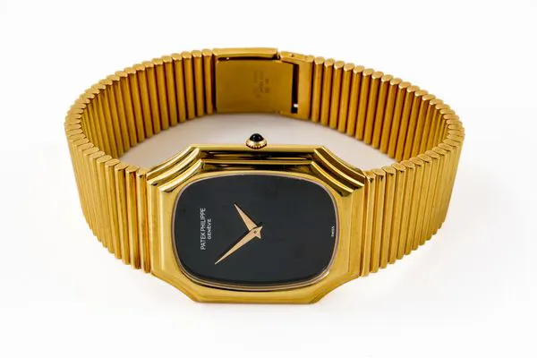 Patek Philippe Ellipse 3739 30mm 18k gold Onyx 9