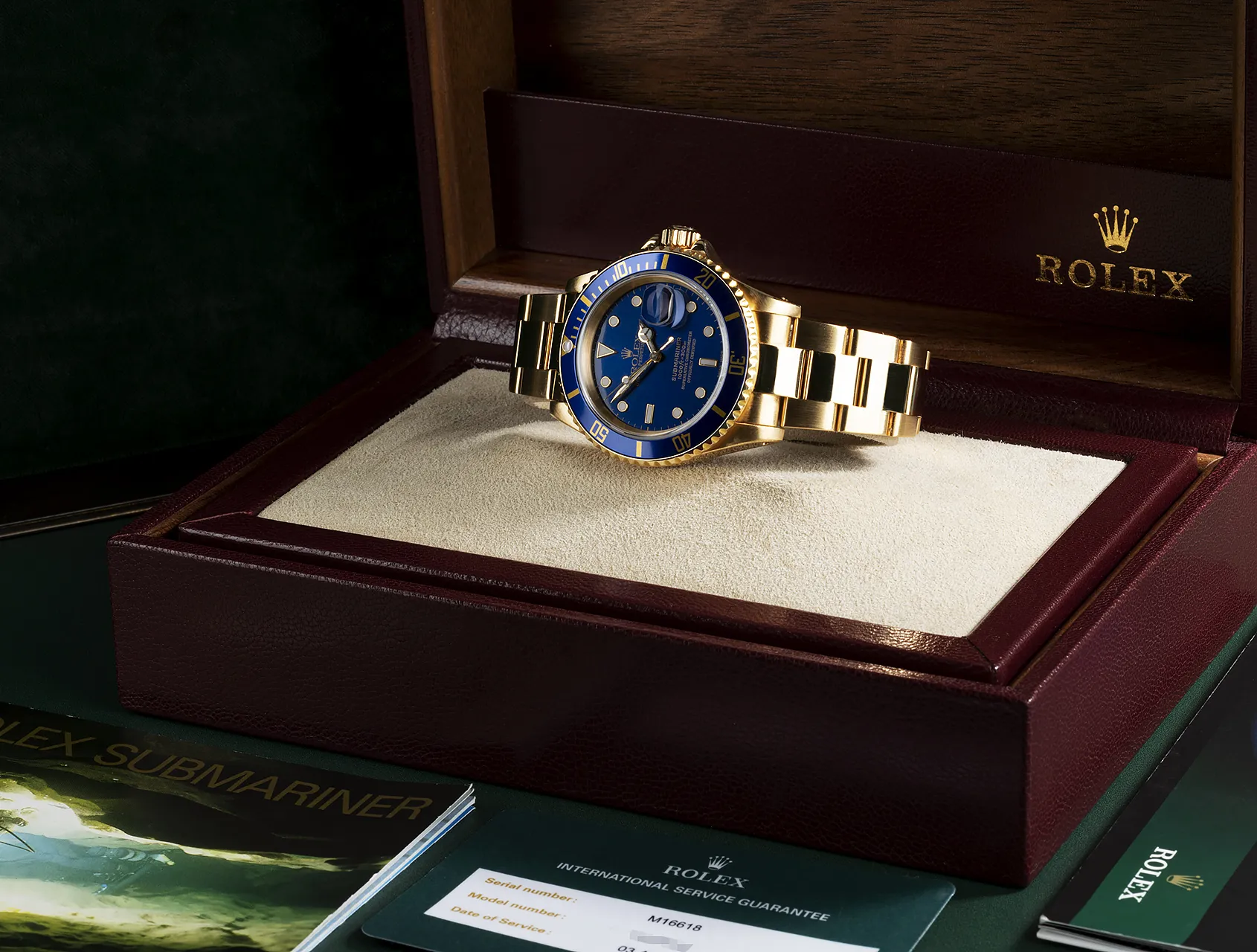 Rolex Submariner 16618 40mm Yellow gold 6