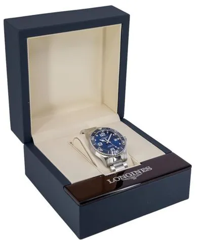 Longines HydroConquest L37804966 39mm Stainless steel Blue 9