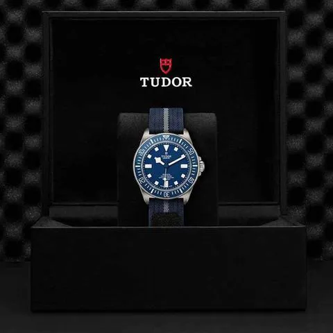 Tudor Pelagos 25707B 42mm Titanium Blue 8