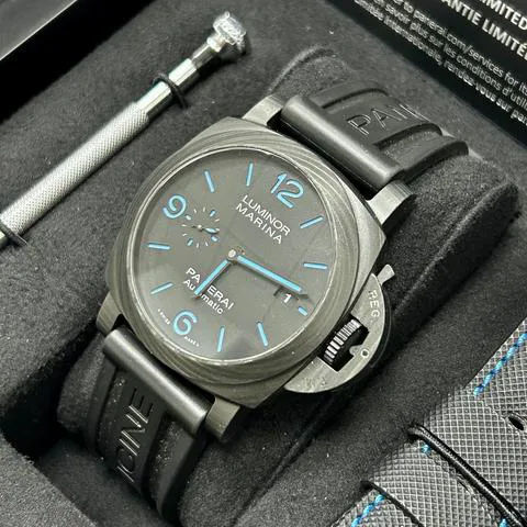 Panerai Luminor GMT Automatic PAM 01661 44mm Carbon fiber Black