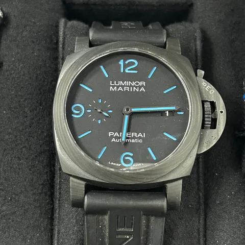 Panerai Luminor GMT Automatic PAM 01661 44mm Carbon fiber Black 5