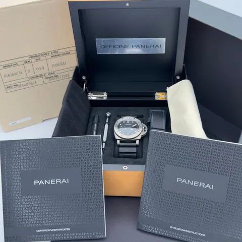 Panerai Submersible PAM 01305 47mm Titanium Black 5