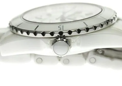 Chanel J12 H5700 38mm White ceramic White 4