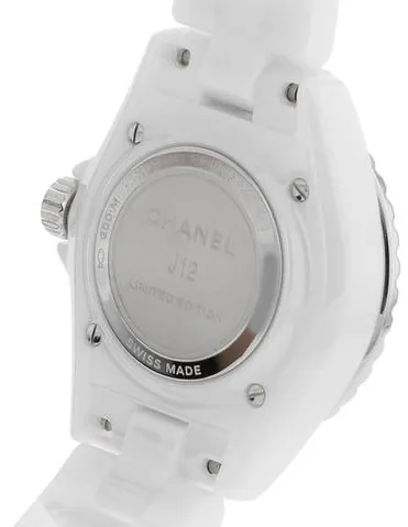 Chanel J12 H7990 33mm Ceramic White 2