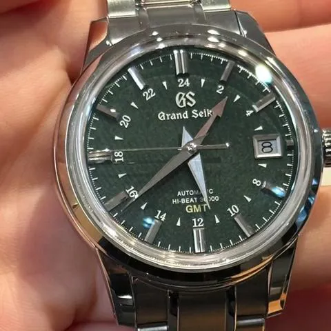 Grand Seiko Elegance SBGJ251 39.5mm Stainless steel Green 7