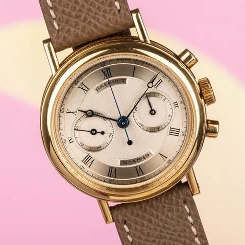 Breguet Classique 3237 36mm Yellow gold Silver