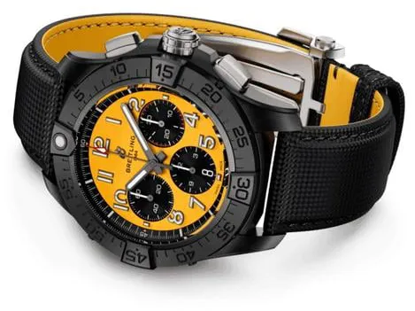 Breitling Avenger SB0147101I1X2 44mm Black ceramic Yellow 2