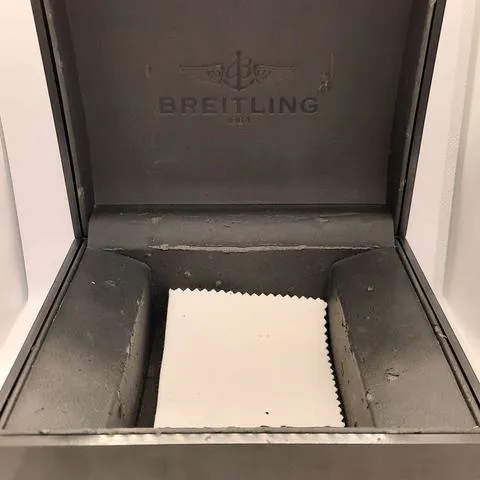 Breitling Avenger E17370 44.5mm Titanium Black 9