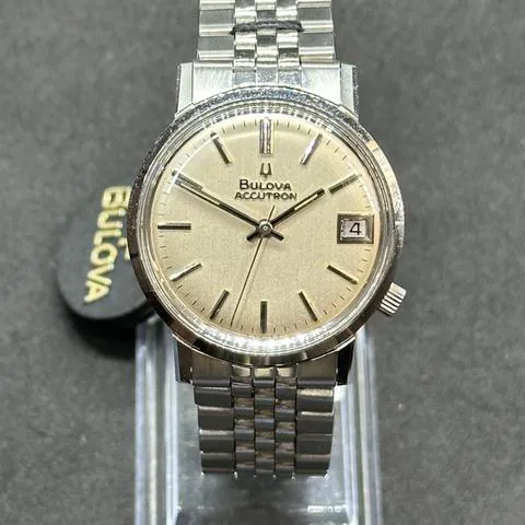 Bulova Accutron 34mm Stainless steel Silver