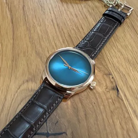 H. Moser & Cie. Endeavour 1200-0409 40mm Rose gold Blue