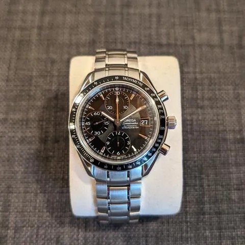 Omega Speedmaster Date 32105000 40mm Stainless steel Black