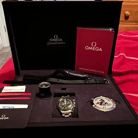 Omega Speedmaster Moonwatch 311.30.42.30.01.005 42mm Stainless steel Black 12