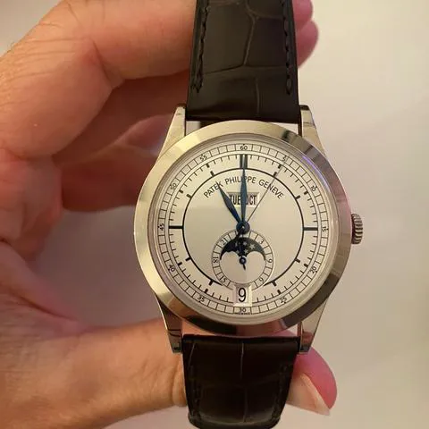 Patek Philippe Annual Calendar 5396G-001 White gold Silver 9