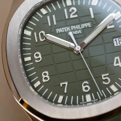 Patek Philippe Aquanaut 5168G-010 42mm White gold Green 7