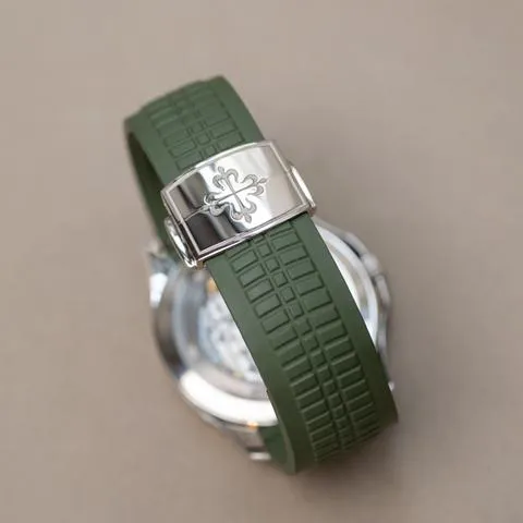 Patek Philippe Aquanaut 5168G-010 42mm White gold Green 12