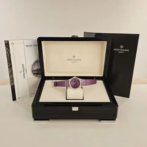 Patek Philippe Calatrava 4997/200R-001 Rose gold Purple