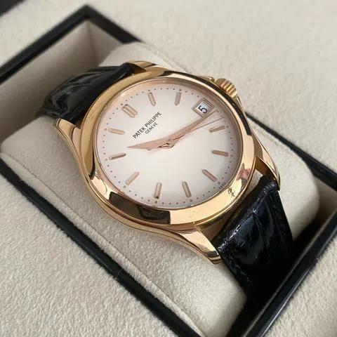 Patek Philippe Calatrava 5107R 37mm Rose gold White 3