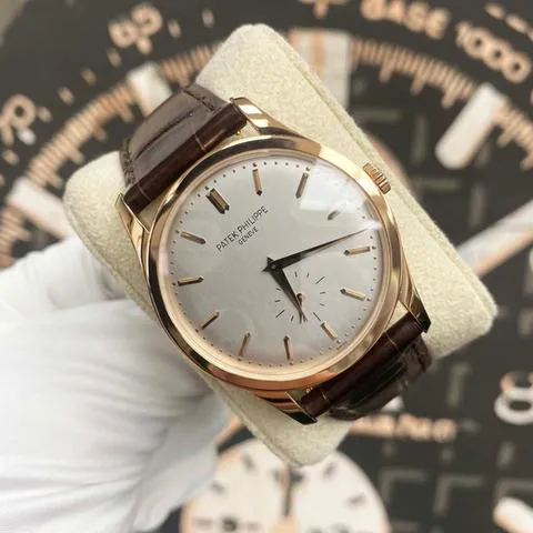 Patek Philippe Calatrava 5196R-001 37mm Rose gold Silver