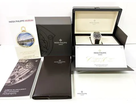 Patek Philippe Calatrava 6007G-010 40mm White gold Black 1