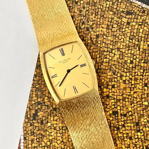 Patek Philippe Gondolo 3528/3 26mm Yellow gold Gold