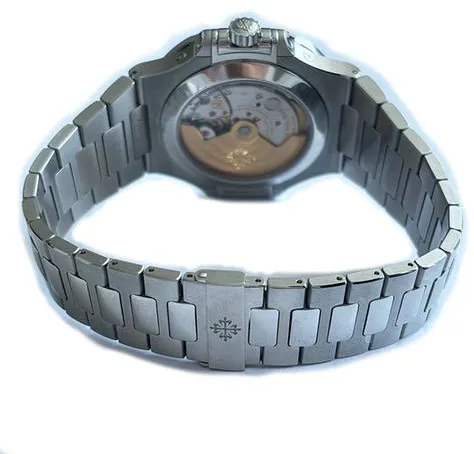 Patek Philippe Nautilus 5726/1A-001 40.5mm Stainless steel Black 4