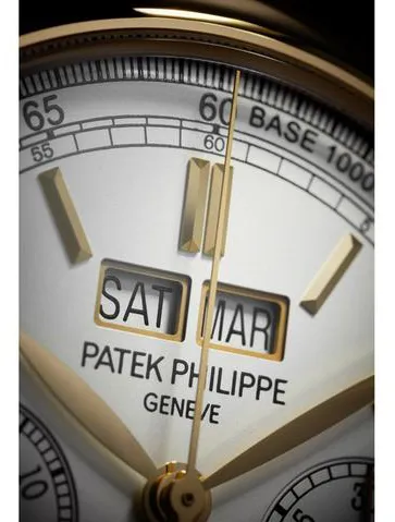 Patek Philippe Perpetual Calendar Chronograph 5270J-001 41mm Yellow gold Silver 4