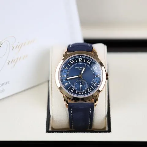 Patek Philippe Travel Time 5224R-001 42mm Rose gold Blue