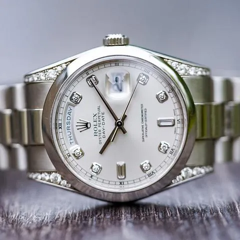 Rolex Day-Date 36 118296 36mm Platinum Silver