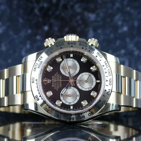 Rolex Daytona 126508 40mm Yellow gold Black